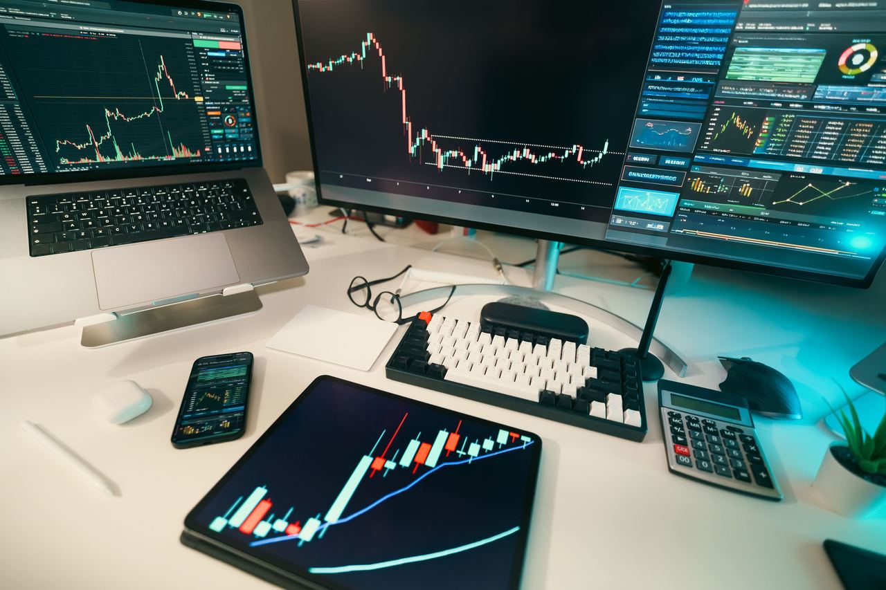 التسويق بالمحتوى للمشاريع الصغيرة: عملاء بلا ميزانية إعلانية
